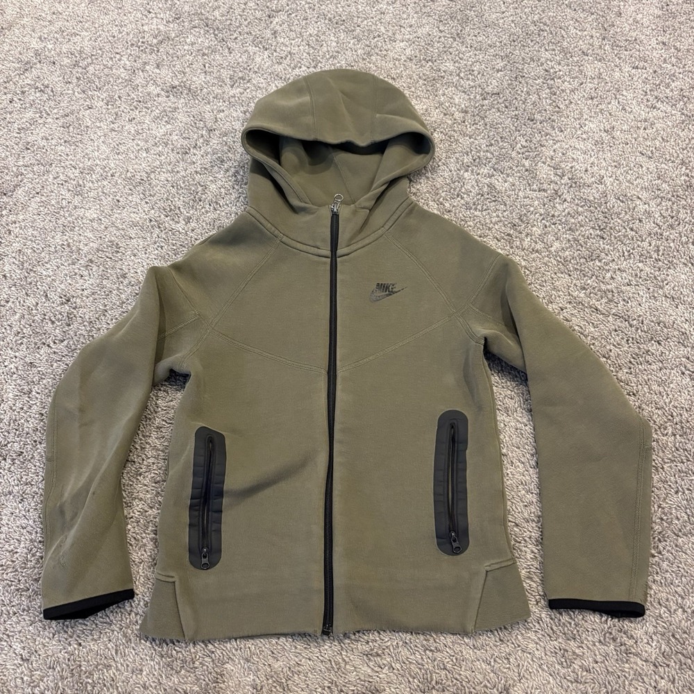 Nike Sportswear Tech Fleece Full Zip Hoodie Boys Medium Green Jacket FD3285-222